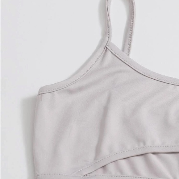 Two piece set - Picture 3 of 4